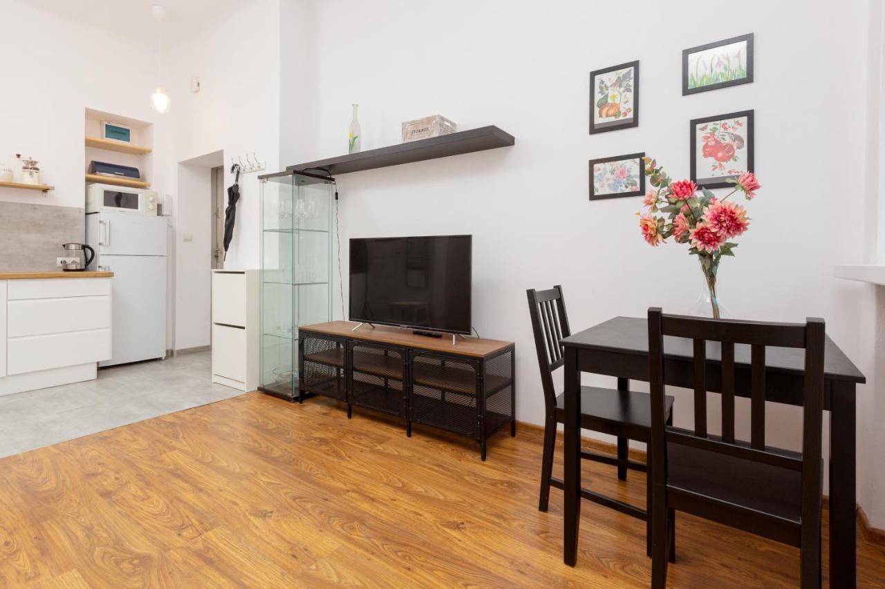 Downtown Studio Marszalkowska By Noclegi Renters Warsawa Bagian luar foto